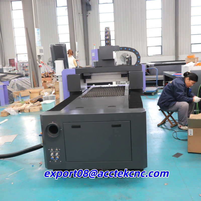 ACCTEK Small Size Fiber Laser  - مراجعة Industrial Laser Cutter For Metal وسعره