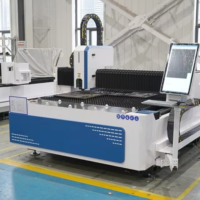 Fiber Laser Cutting Machine CE - مراجعة Industrial Laser Cutter For Metal وسعره