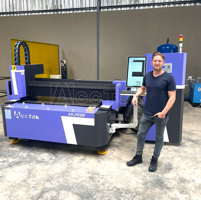 2000W 3000W Cnc Sheet Metal Fi - مراجعة Industrial Laser Cutter For Metal وسعره