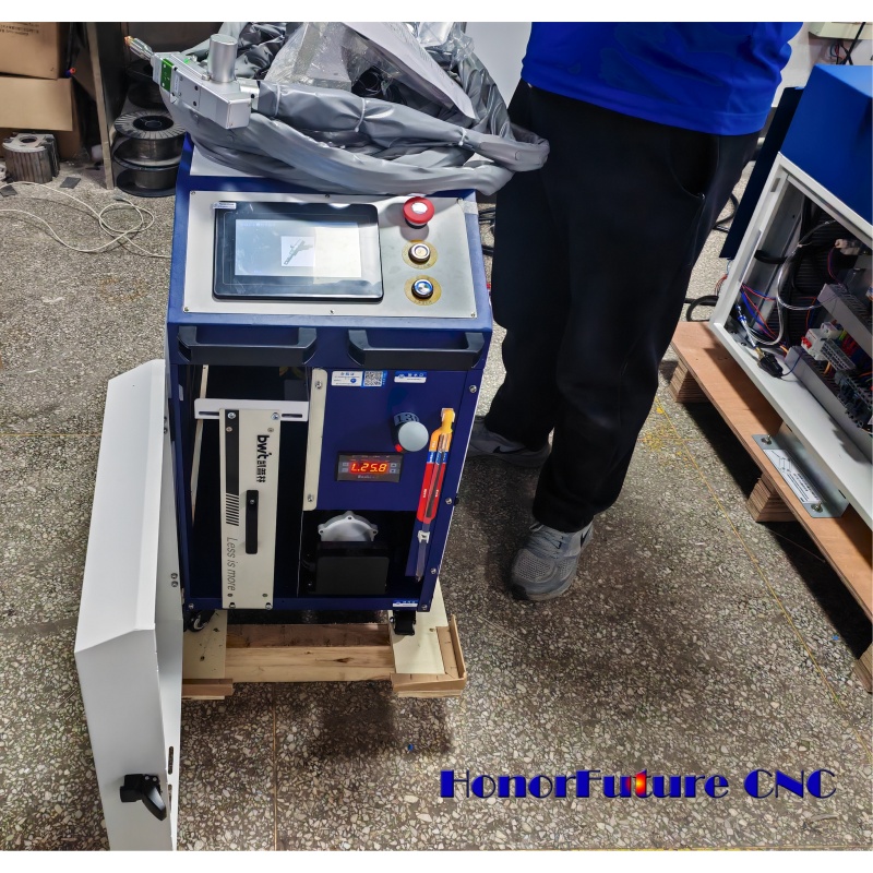 Industrial 1500W BWT Fiber Las - مراجعة Industrial Laser Metal Cutting Machine وسعره